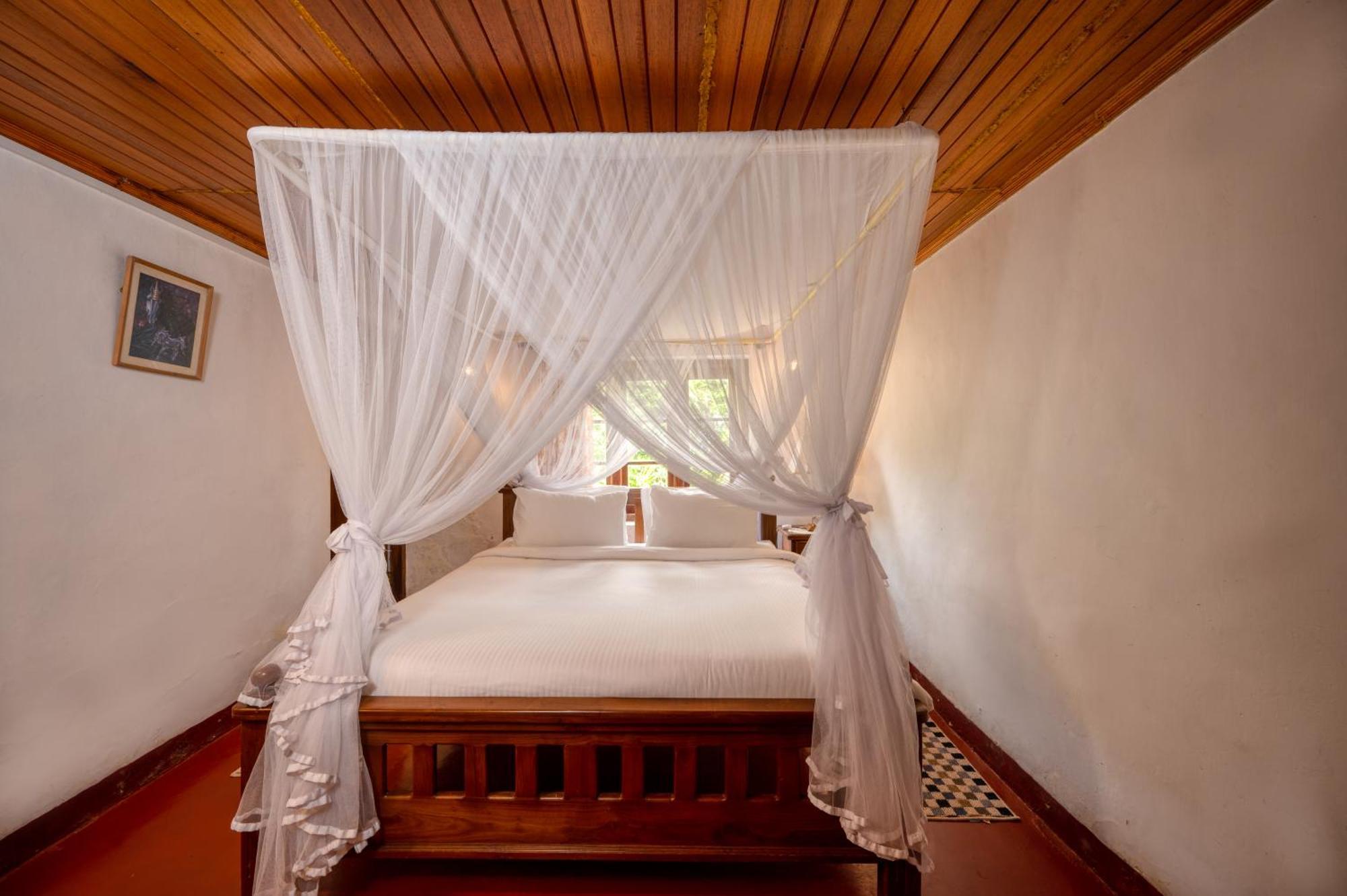 Kelburne Estate Hotel Хапутале Екстериор снимка